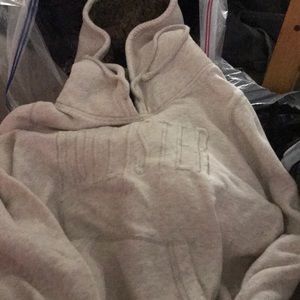 Hollister pullover